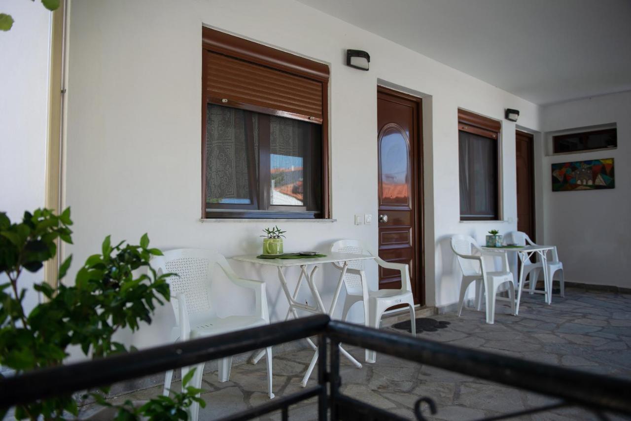 Mala - Μάλα Apartment Afytos Exterior photo